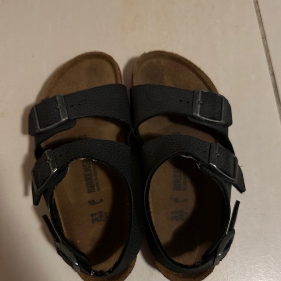 Birkenstock Kids Black Sandals - Picture 1 of 3